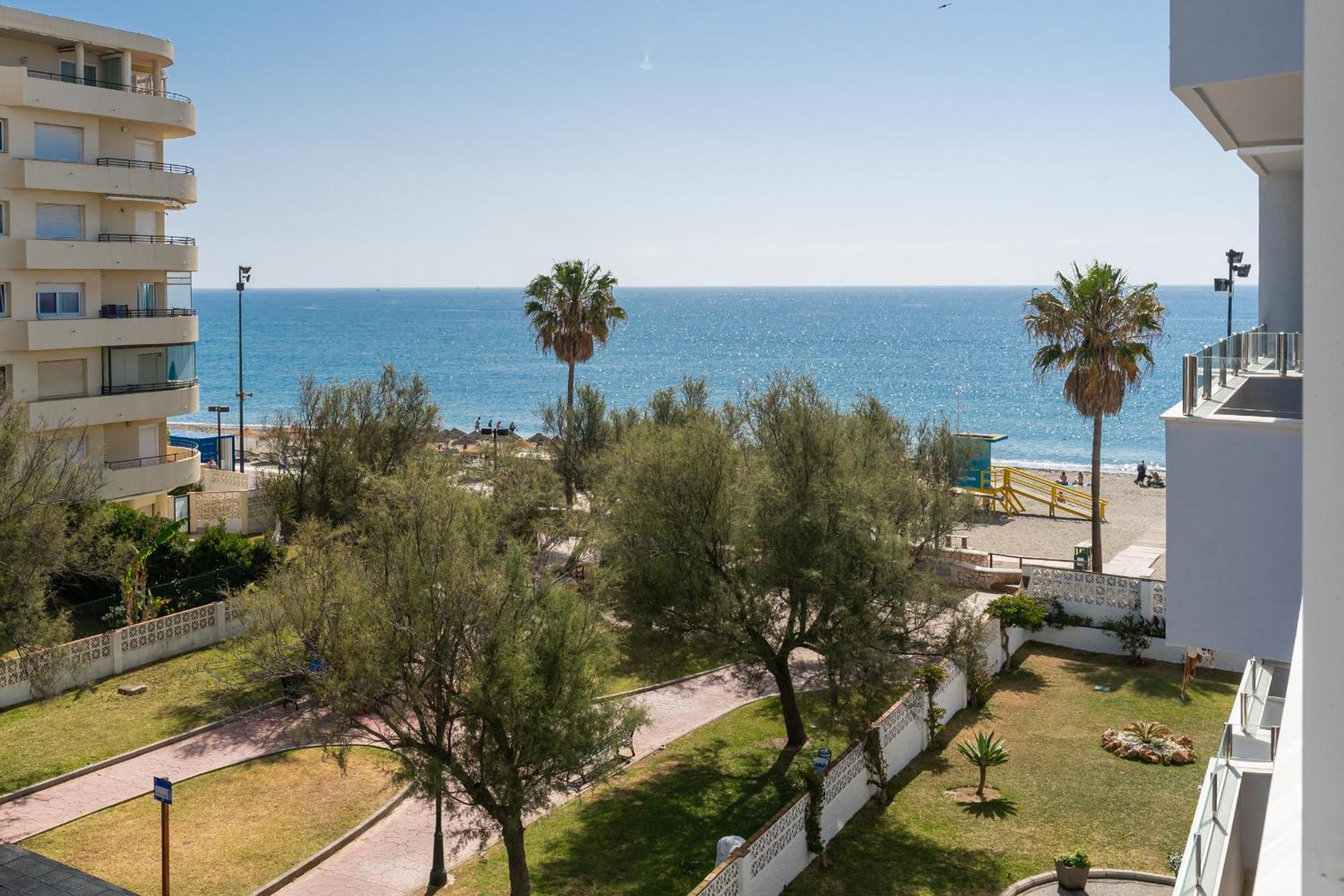 Blonzu Dominicana Fuengirola Exteriör bild
